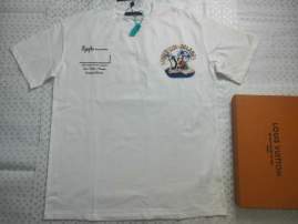 Picture of Louis Vuitton T Shirts Short _SKULVXS-Lfqtx016990